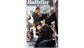 Как правильно наносить средства для защиты волос